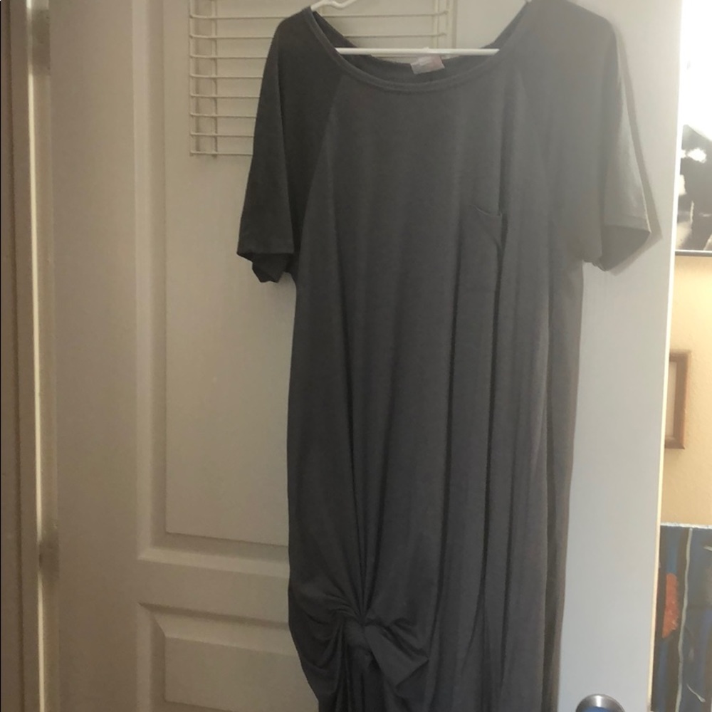 Lularoe Gray Carly dress